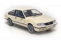 026  Opel Monza A2 GSE, weiss.jpg