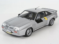 08491.JPG (35.26 KiB) 8665 mal betrachtet Manta 400 silber-Bild by REVELL