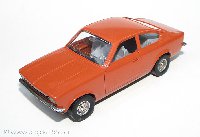 529-Burago-Kadett-C-Coupe-signalrot-a.jpg