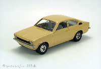 462-Burago-Kadett-C-Coupe-jamaicagelb-a.jpg