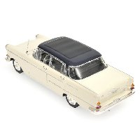 430040008_o.jpg (37.53 KiB) 4165 mal betrachtet © by Minichamps