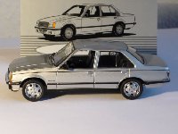Opel-Rekord-E-Limousine-Schuco-Opel-Collection-Silber.jpg