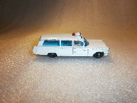 Matchbox Cadillac Ambulance-06.JPG
