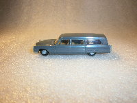 Praliné Cadillac Fleetwood 75 Kombi-02.JPG