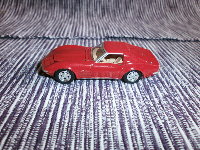 Greenlight 1-64 1970 Corvette C3-02.jpg